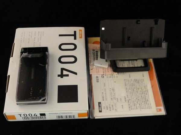 ڳʡ  au REGZA Phone T004 ֥å ڤޤۥա