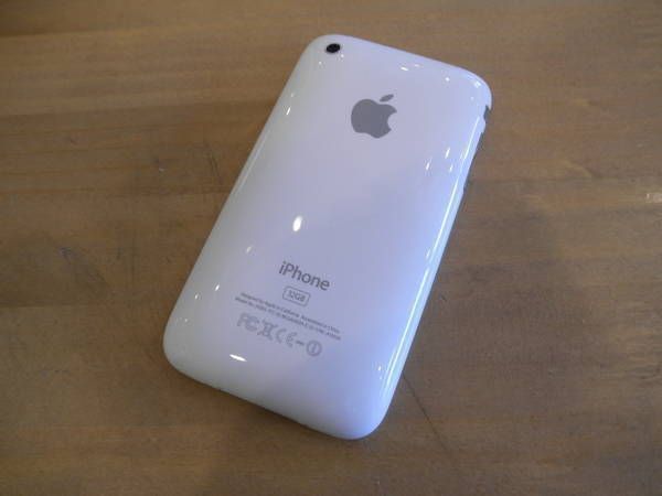 �������ꥢ�� iPhone3GS 32GB �ۥ磻�ȡ�SIM�ե꡼����͵�������̵��