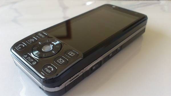 ������� docomo D905i ���㥤��֥�å�������̵������