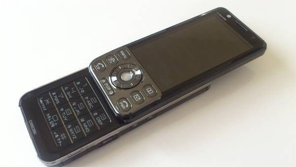 ������� docomo D905i ���㥤��֥�å�������̵������