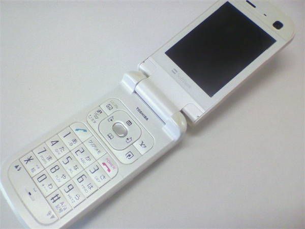 SoftBank 810T �ۥ磻�� ���C������ॢ���ȥ�åȡ�