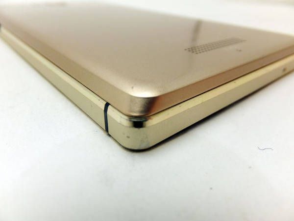 �ڥ�����Х��뿷�ɡ�SoftBankAQUOS Xx 304SH �ץ쥷�㥹������ɡ�USED