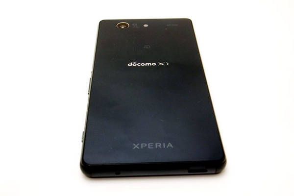�ڥ�����Х��뿷�ɡ�docomo XperiaZ3compact SO-02G Black����Ʊ��
