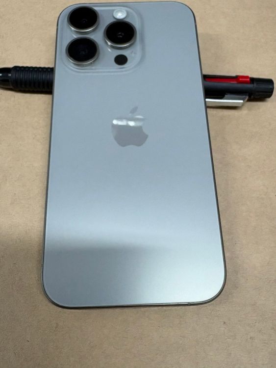 Ķ���ʡ�iPhone 15��Pro 256GB���ӣɣͥե꡼ �������ʥ���������˥���