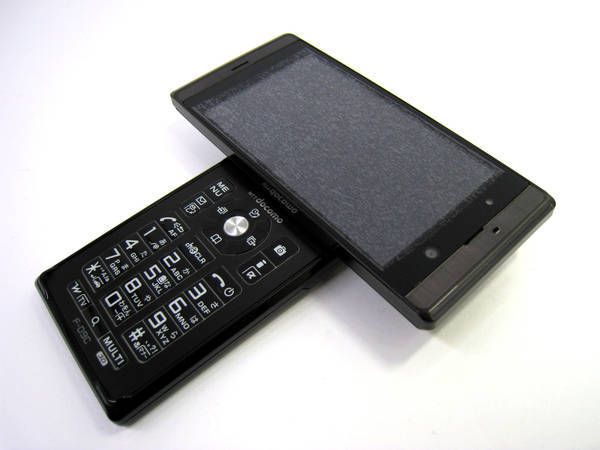 docomo F-09C �֥�å� �����򴹺Ѥ� ������̵���� �ɥ���