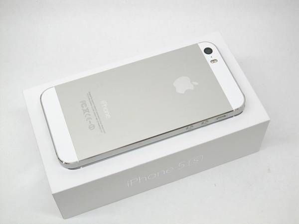 ムスビー｜☆中古美品 iPhone 5s 64GB シルバー 送料無料 エコモ八幡 