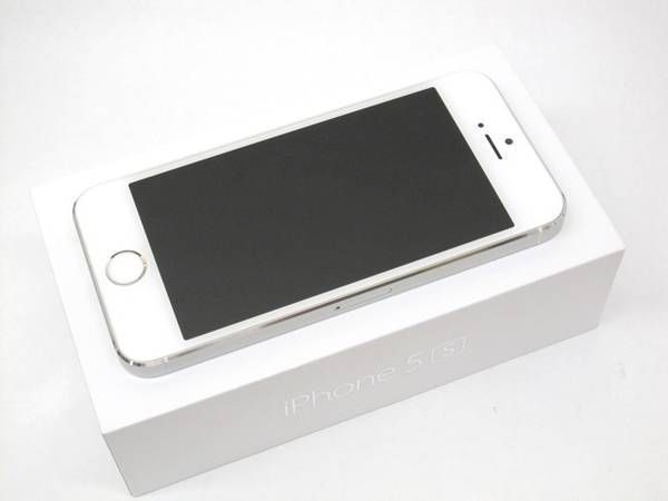 ムスビー｜☆中古美品 iPhone 5s 64GB シルバー 送料無料 エコモ八幡 