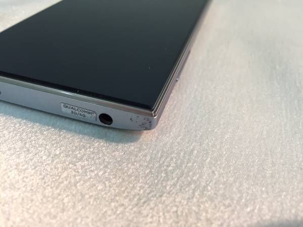 ���¿��ݾڢ��͵� AQUOS CRYSTAL 305SH �ۥ磻�� ����̵��