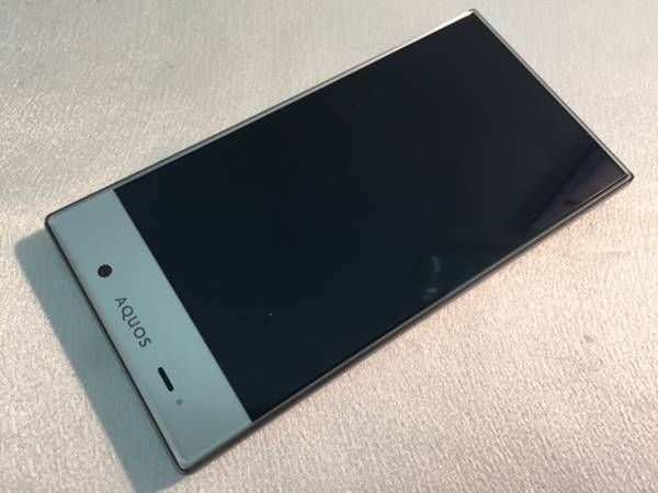 ���¿��ݾڢ��͵� AQUOS CRYSTAL 305SH �ۥ磻�� ����̵��