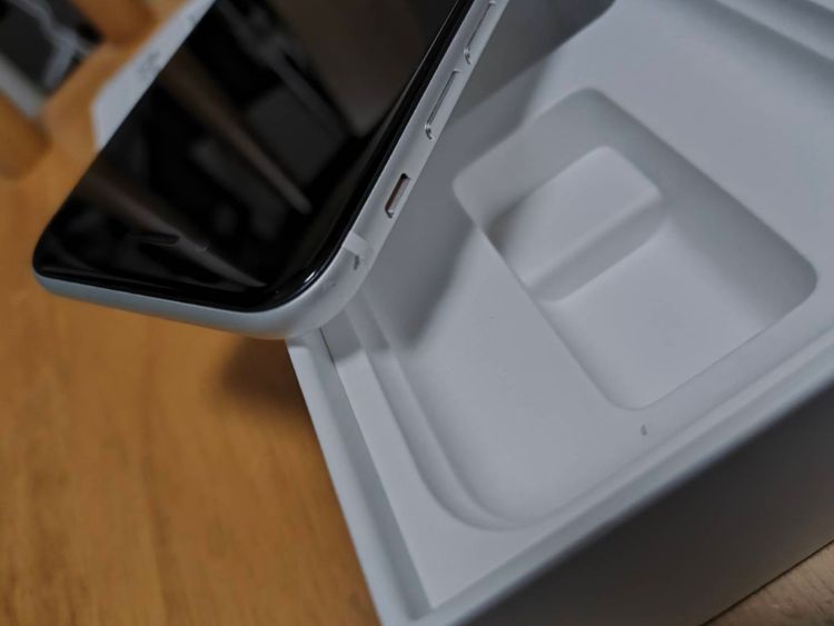 iPhoneSE ��2����