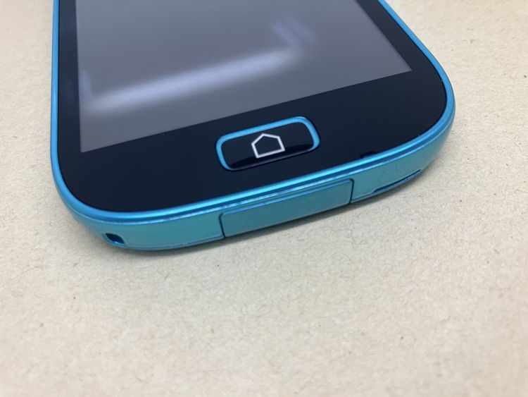 SIM�ե꡼ �餯�餯���ޡ��ȥե��� me F-03K 16GB ���� ���Ŵ��դ� �վ��Ƥ�ͭ