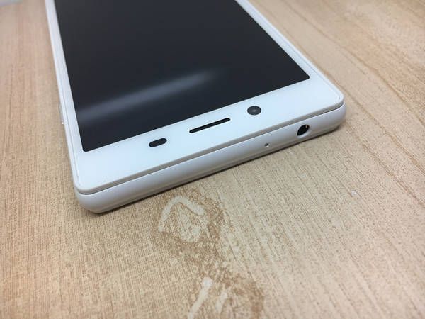 SALE docomo ZTE MONO MO-01J ۥ磻 