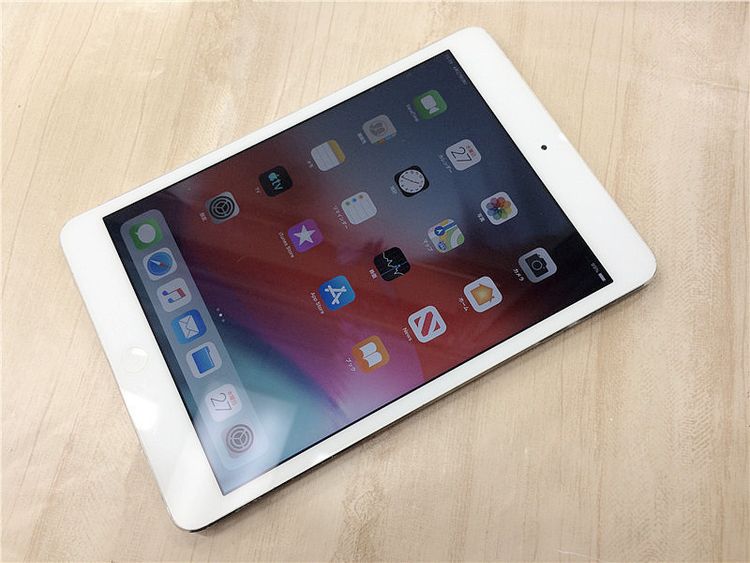 Apple ipad mini 16GB Wi-Fi �ۥ磻�� A1432 ���� ���ť����֥��դ�