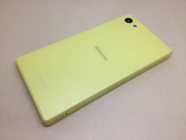 ��SALE�� docomo Xperia Z5 Compact SO-02H �������� ����