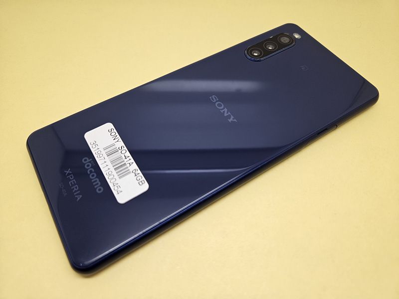 ムスビー｜SIMフリー Xperia 10 II SO-41A 64GB 美品 充電ケーブル付  