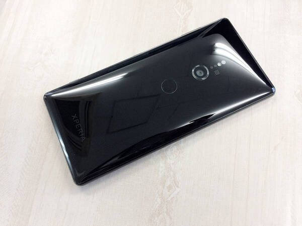 ムスビー｜SIMフリーSoftBank Sony Xperia XZ2 702SO ブラック 超美品  
