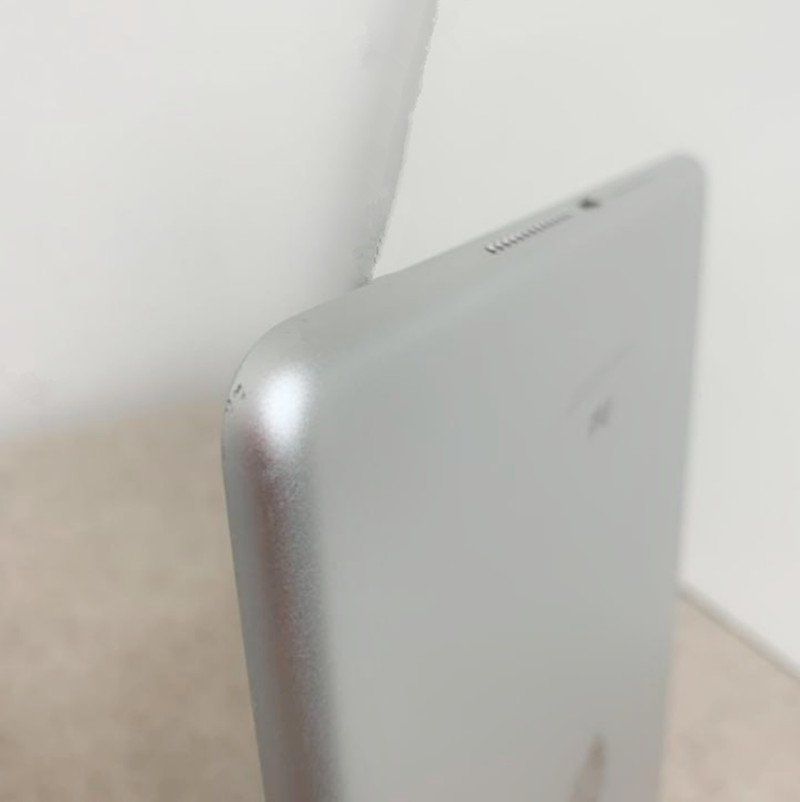 ムスビー｜SIMフリーiPad Air 2 Wi-Fi+Cellular ロック解除済み 美品 
