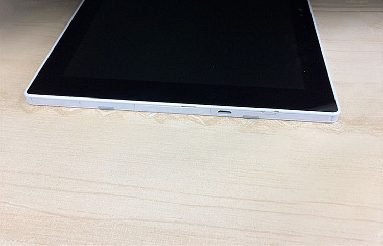 SIM�ե꡼���֥�å� arrows Tab F-04H �ۥ磻�� ���ť����֥��դ�������