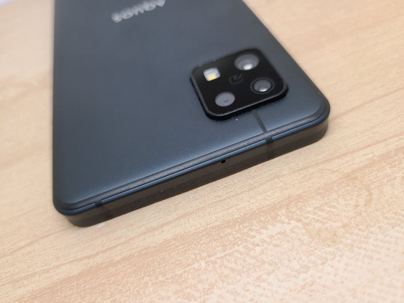 ムスビー｜SIMフリー AQUOS sense6 SH-M19 128GB 美品 充電ケーブル付 