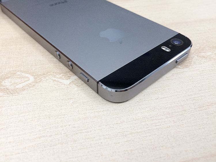 SIM�ե꡼ iPhone5s 32GB ���� sim���å�����Ѥߡ����Ŵ��դ�