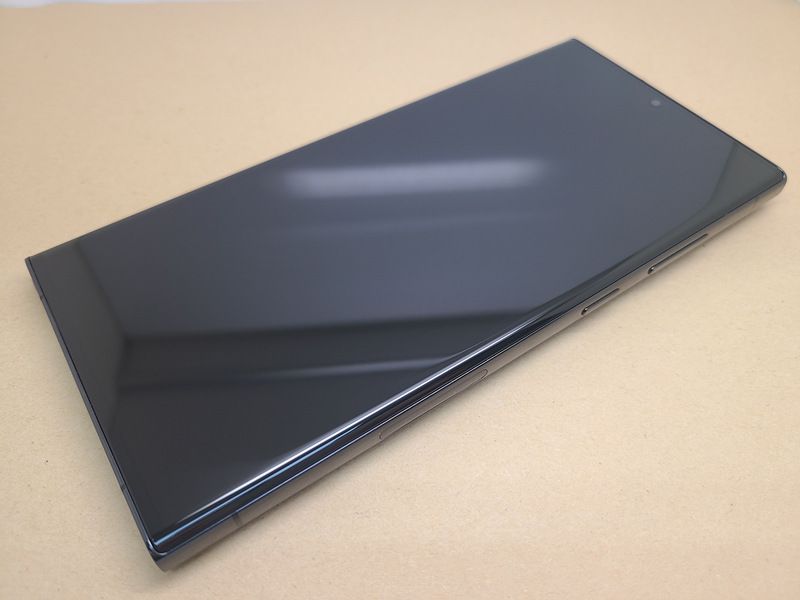 ムスビー｜SIMフリー Galaxy S23 Ultra SC-52D 512GB 美品 充電 