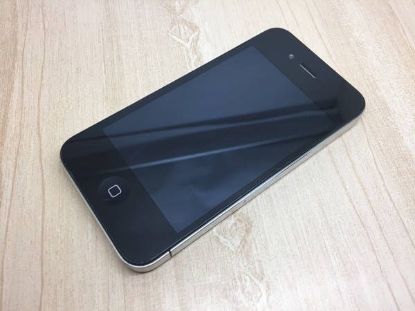 ムスビー｜白ロム Softbank iPhone4 32GB ブラック A1332 良品 新品 