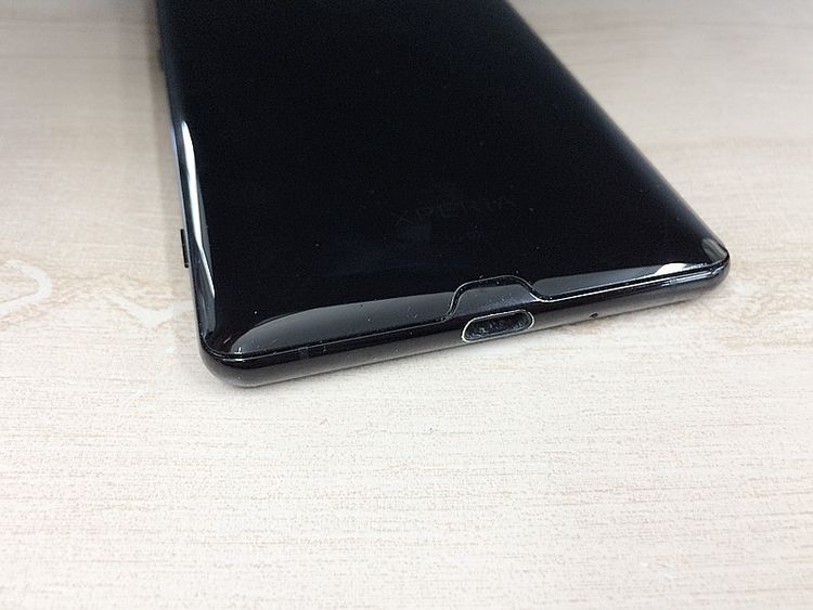 SIM�ե꡼ SONY Xperia XZ3 SO-01L 64GB ���Ŵ��դ�
