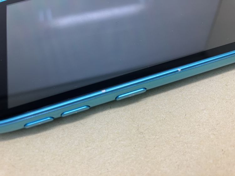 SIM�ե꡼ �餯�餯���ޡ��ȥե��� me F-03K 16GB ���� ���Ŵ��դ� �վ��Ƥ�ͭ