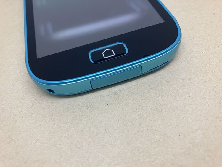 SIM�ե꡼ �餯�餯���ޡ��ȥե��� me F-03K 16GB ���� ���Ŵ��դ� �վ��Ƥ�ͭ