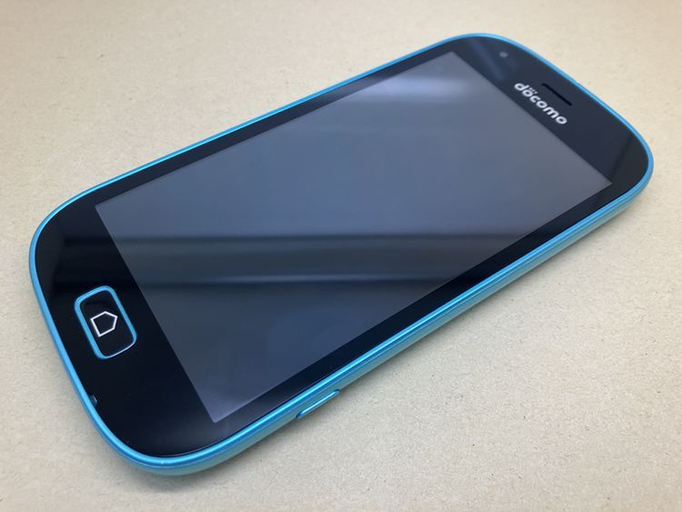 SIM�ե꡼ �餯�餯���ޡ��ȥե��� me F-03K 16GB ���� ���Ŵ��դ� �վ��Ƥ�ͭ