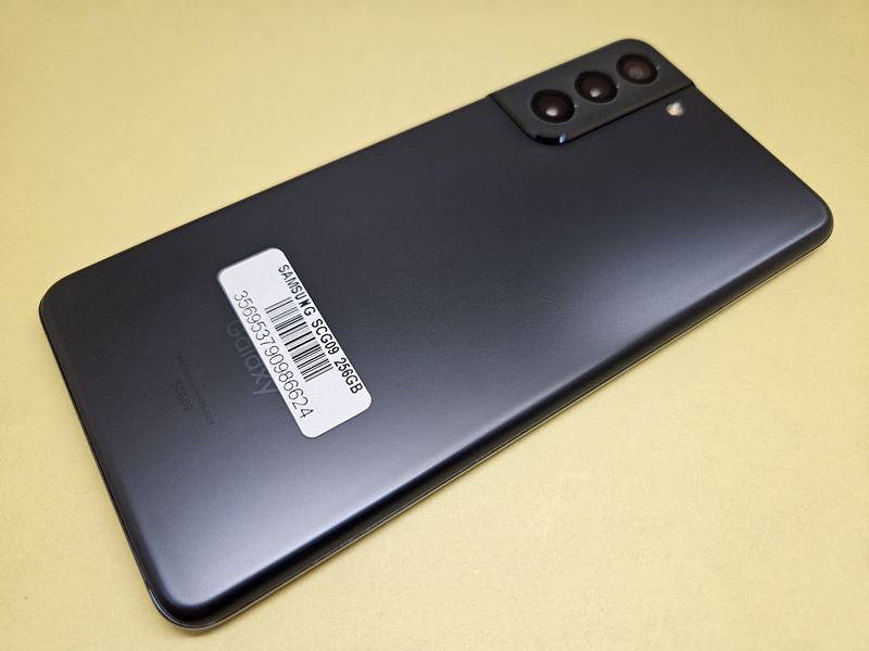 ムスビー｜SIMフリー Galaxy S21 5G SCG09 256GB 美品 充電ケーブル付 
