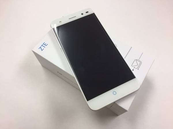 ʡߡSIMե꡼ZTEBladeV7lite
