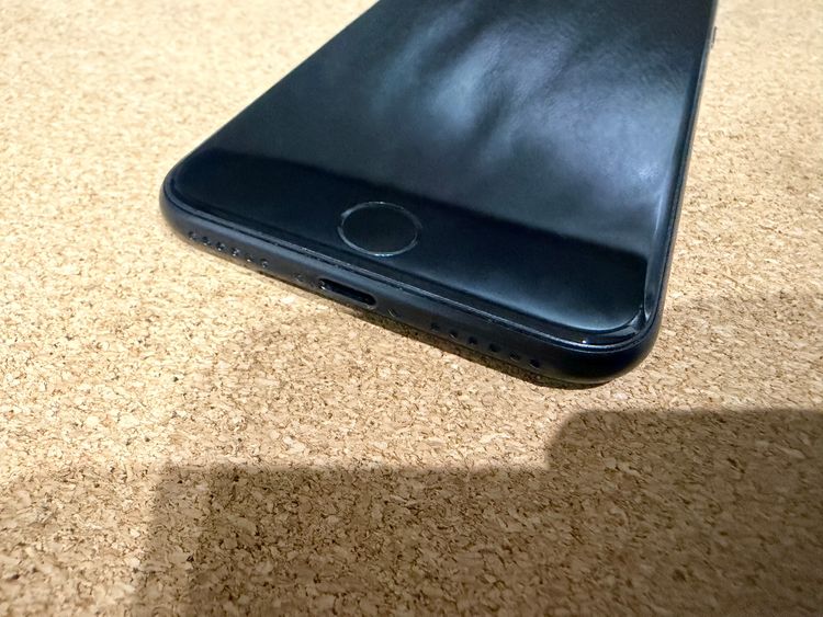 iPhoneSE 64GB �֥�å� ����̵����