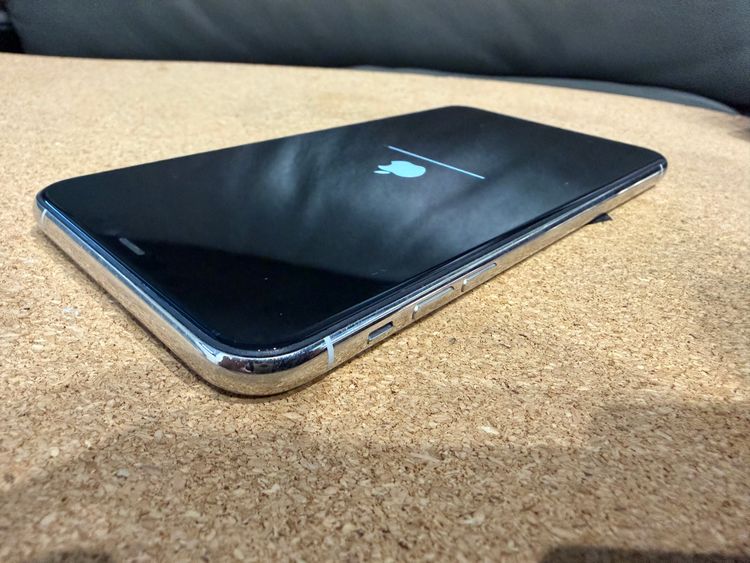 ����̵��iPhone11pro Max 512GB ����̵����