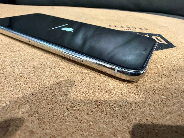 ����̵��iPhone11pro Max 512GB ����̵����