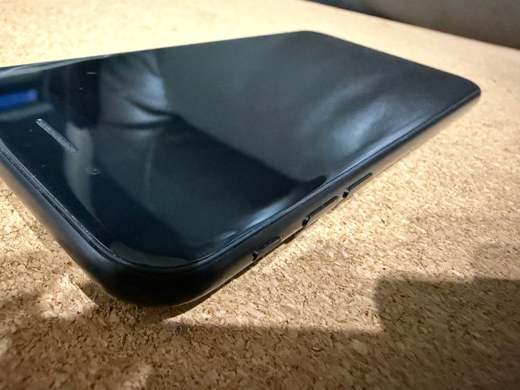 iPhoneSE 64GB �֥�å� ����̵����