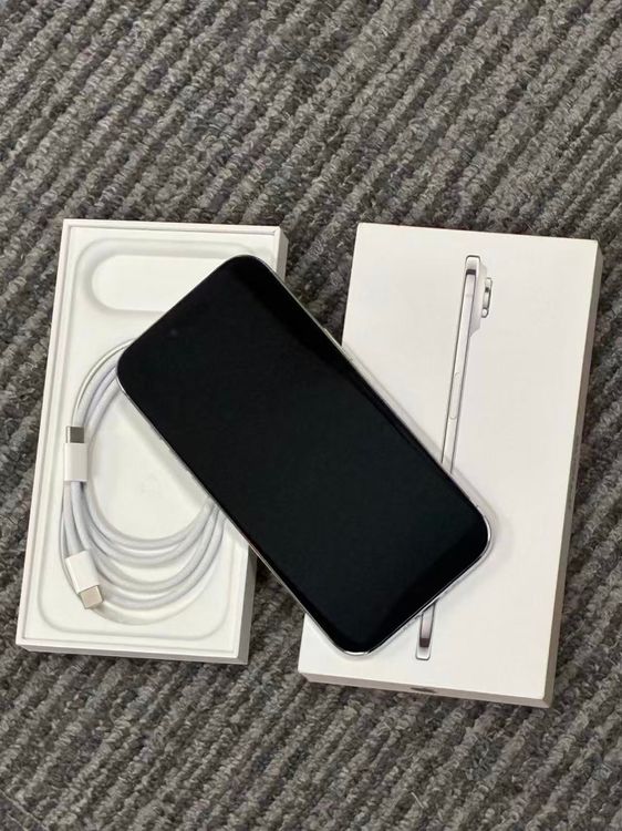 ����Х�����֡��ۤܿ��ʡ�APPLE iPhone Air 512GB ���饦�ɥۥ磻�� ����4��