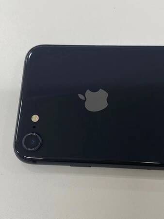 ムスビー｜☆モバイル一番 ☆美品 SIMフリー iPhone8 64GB Spacegray 