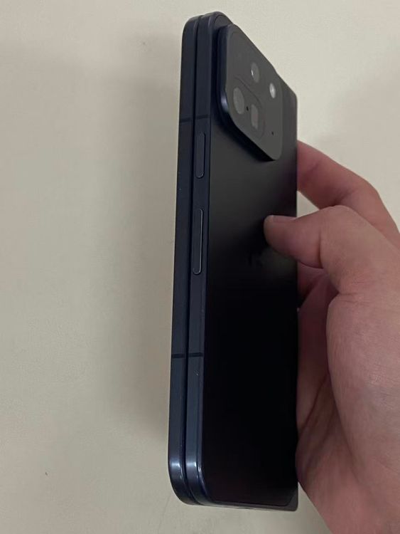 ����Х�����֡�C��󥯡�Google Pixel 9 Pro Fold [Obsidian]