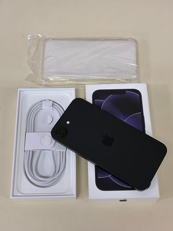 ����Х�����֡�Ķ���ʡ�iPhone 17e 256GB SIM�ե꡼ [�֥�å�]