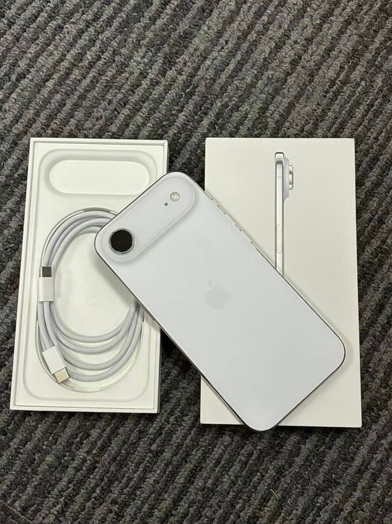 ����Х�����֡��ۤܿ��ʡ�APPLE iPhone Air 512GB ���饦�ɥۥ磻�� ����4��