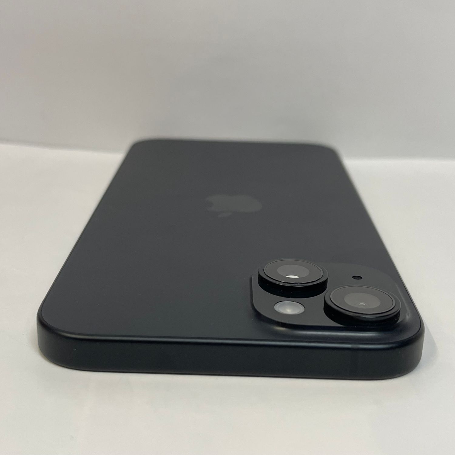 iPhone15Plus ブラック 256gb バッテリー100% ムスビー｜☆スタモバ☆電池100% iPhone15Plus 256GB 極美品 ブラック