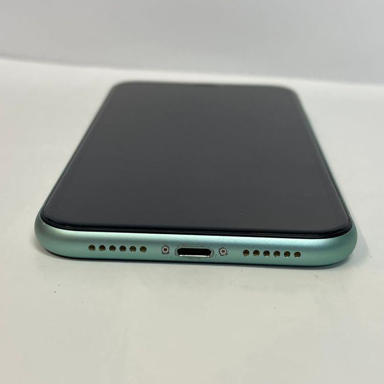 ��������С�iPhone11 64GB ���� ��Ƚ�� ���꡼�� ����̵����