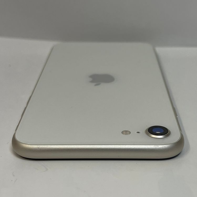 ��������С�����82% iPhone SE(��3����) 64GB ���� �������饤�� ����̵����