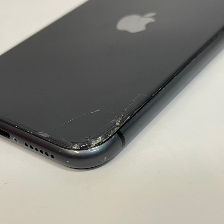 ��������С�iPhone11 128GB ���̳�� �֥�å� �ò� ����̵����