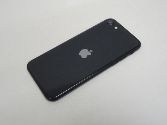 ムスビー｜☆スタモバ☆電池100% iPhone SE(第3世代) 64GB 極美品 〇  