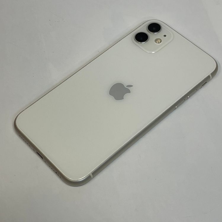 ��������С�iPhone11 128GB ���� ��Ƚ�� �ۥ磻�� ����̵����