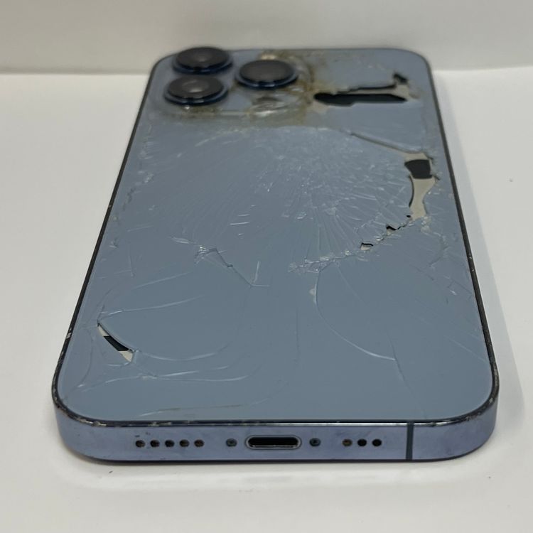 ��������С�iPhone13Pro 128GB ��Ƚ�� ������� �֥롼  �ò� ����̵����