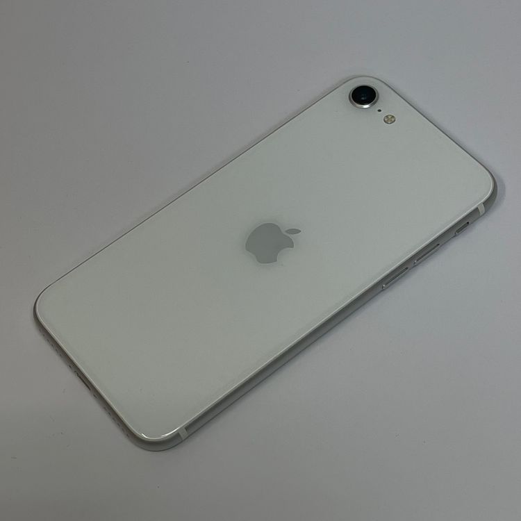 ��������С�����82% iPhone SE(�裲����) 64GB ���� ��Ƚ�� �ۥ磻�� �ò�