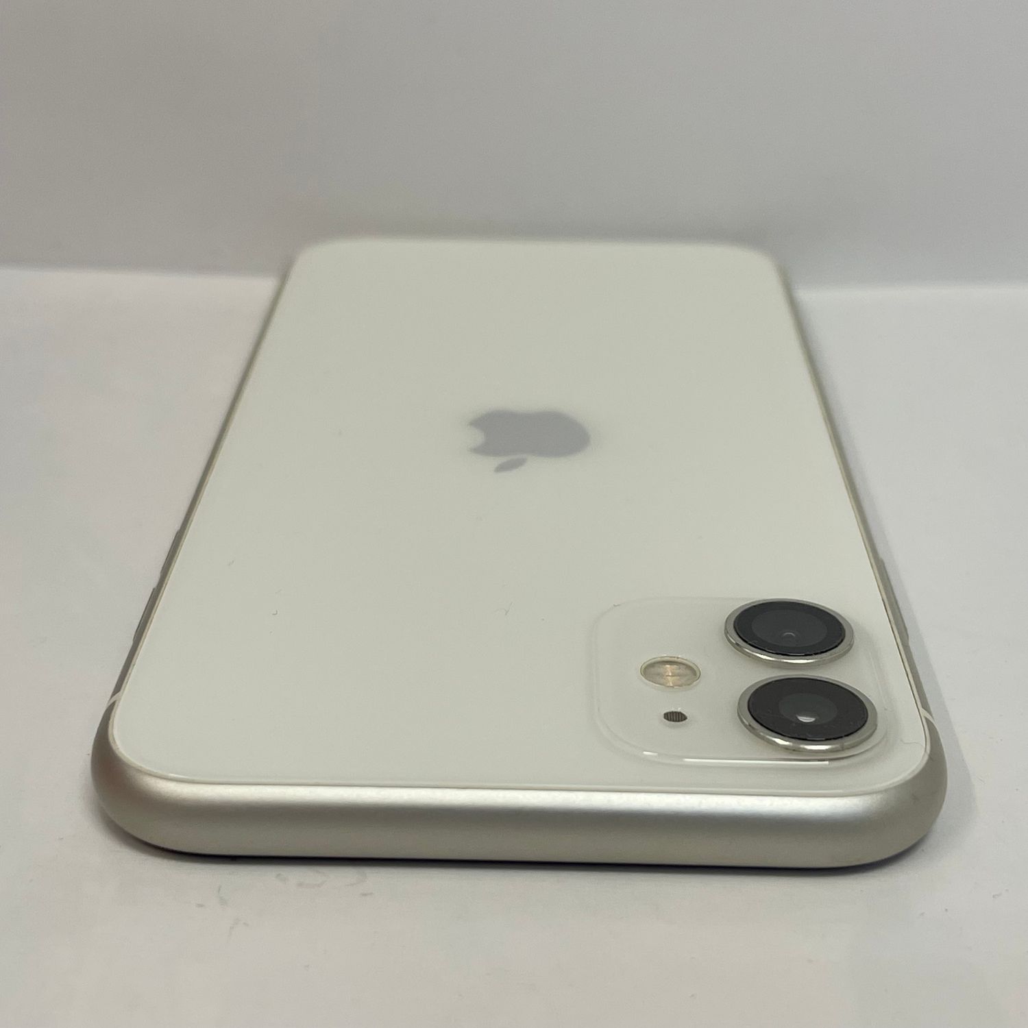 ムスビー｜☆スタモバ☆iPhone11 256GB 美品 〇判定 ホワイト 送料無料